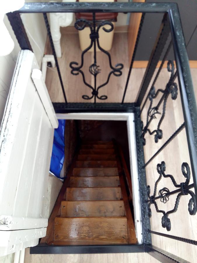 Gulo'S Home Tiflis Exterior foto