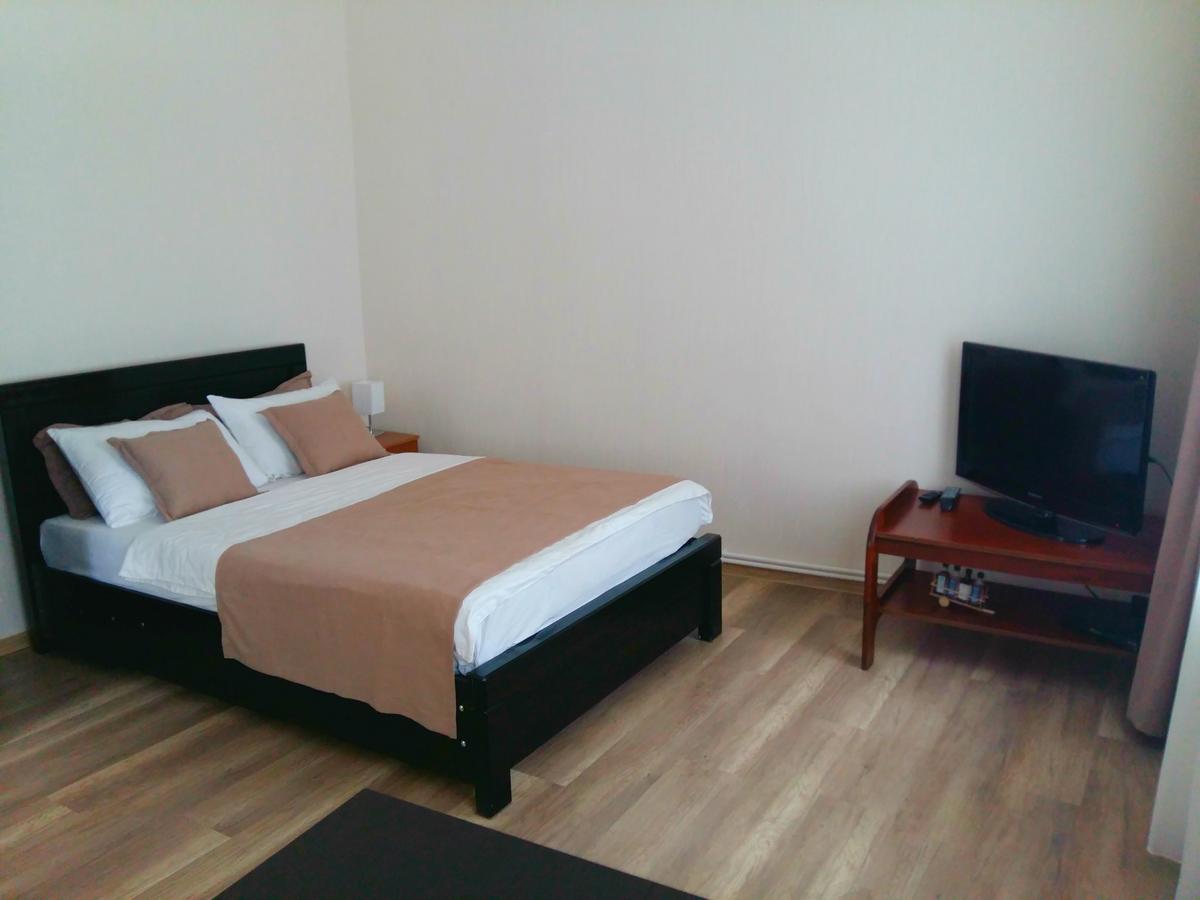 Gulo'S Home Tiflis Exterior foto